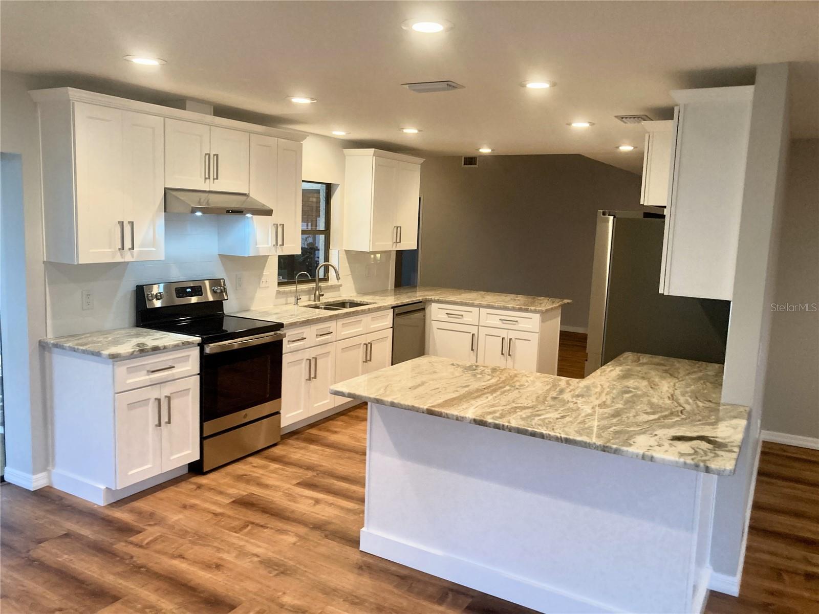 CLUBSIDE PATIO HOMES OF CARROLLWOOD - Residential