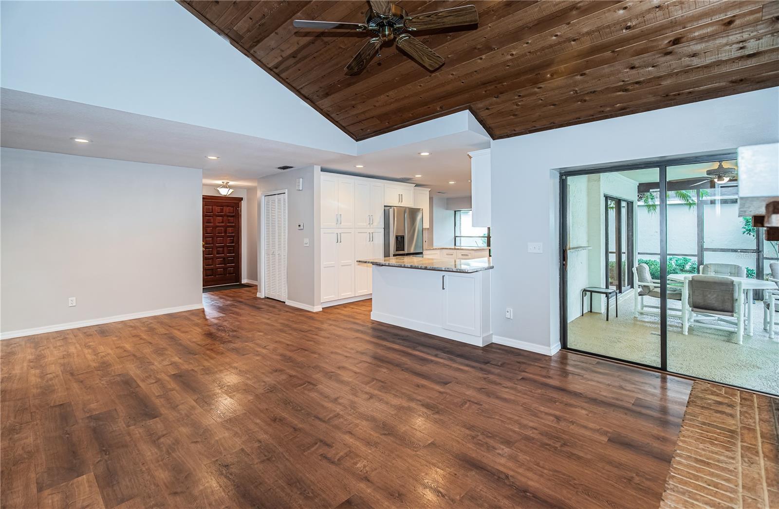 CLUBSIDE PATIO HOMES OF CARROLLWOOD - Residential