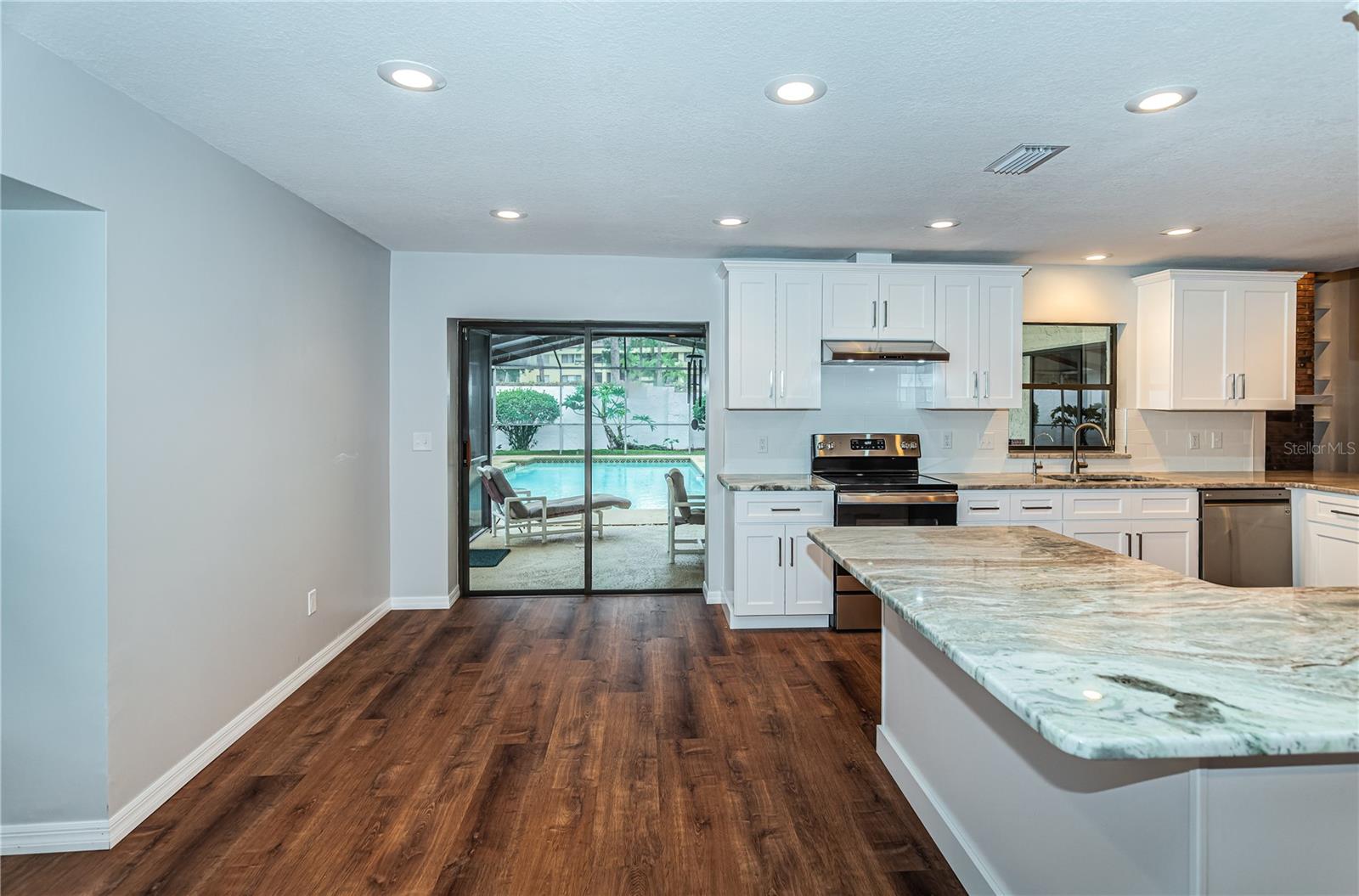 CLUBSIDE PATIO HOMES OF CARROLLWOOD - Residential