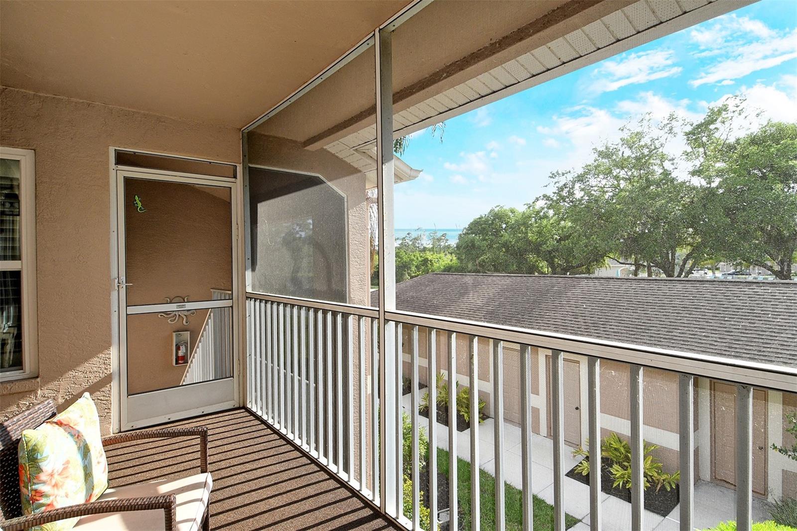 5251 MAHOGANY RUN AVENUE 525