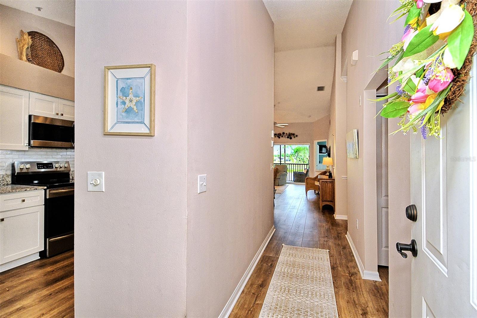 HERITAGE OAKS GOLF & COUNTRY CLUB - Residential