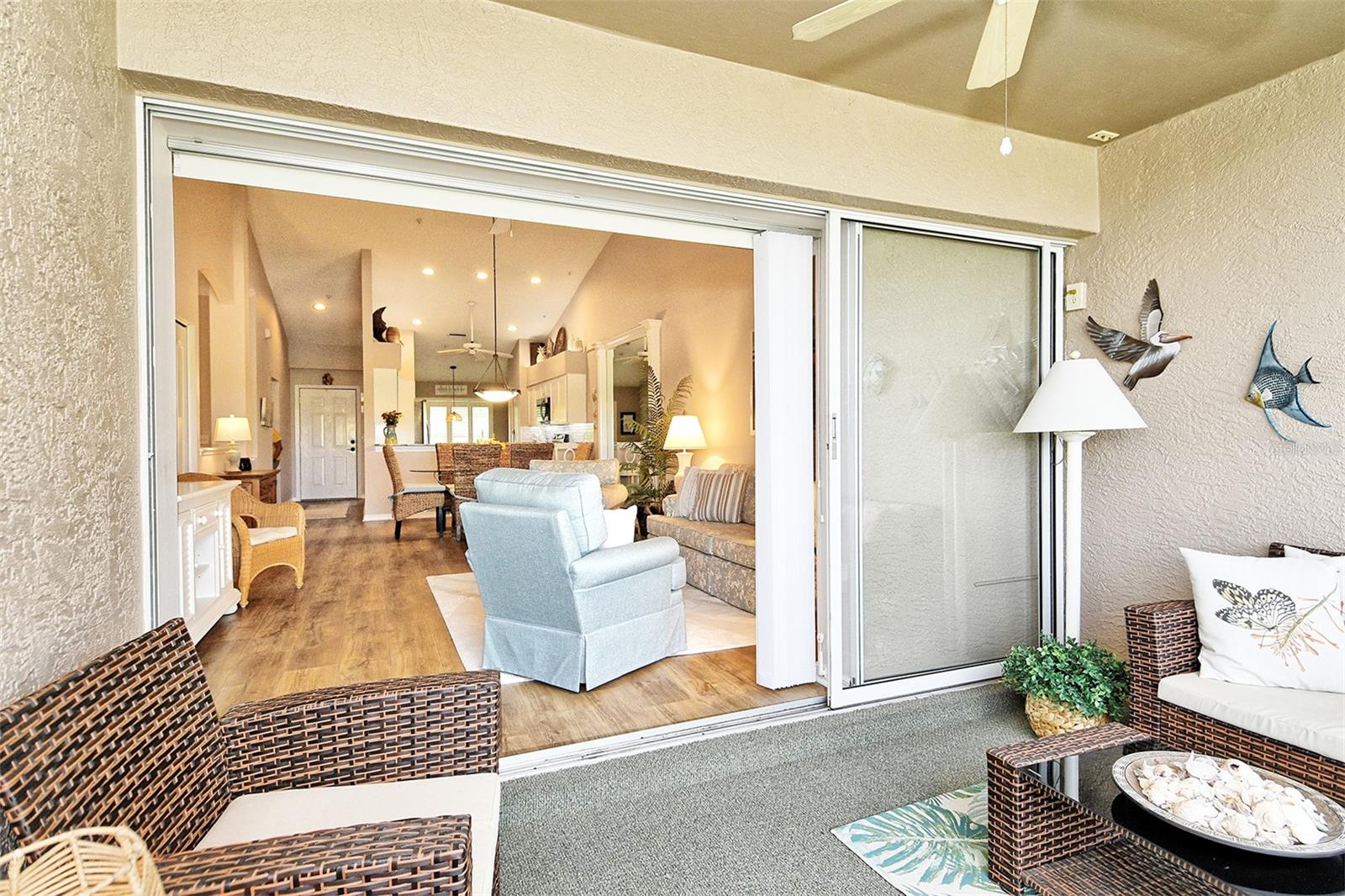 HERITAGE OAKS GOLF & COUNTRY CLUB - Residential