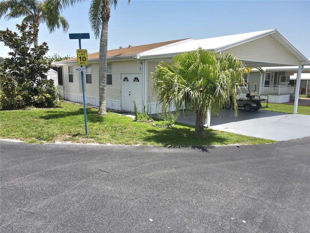 Photo of 12310 SE 143rd Avenue, Okeechobee, FL 34974 (MLS # OK225272)