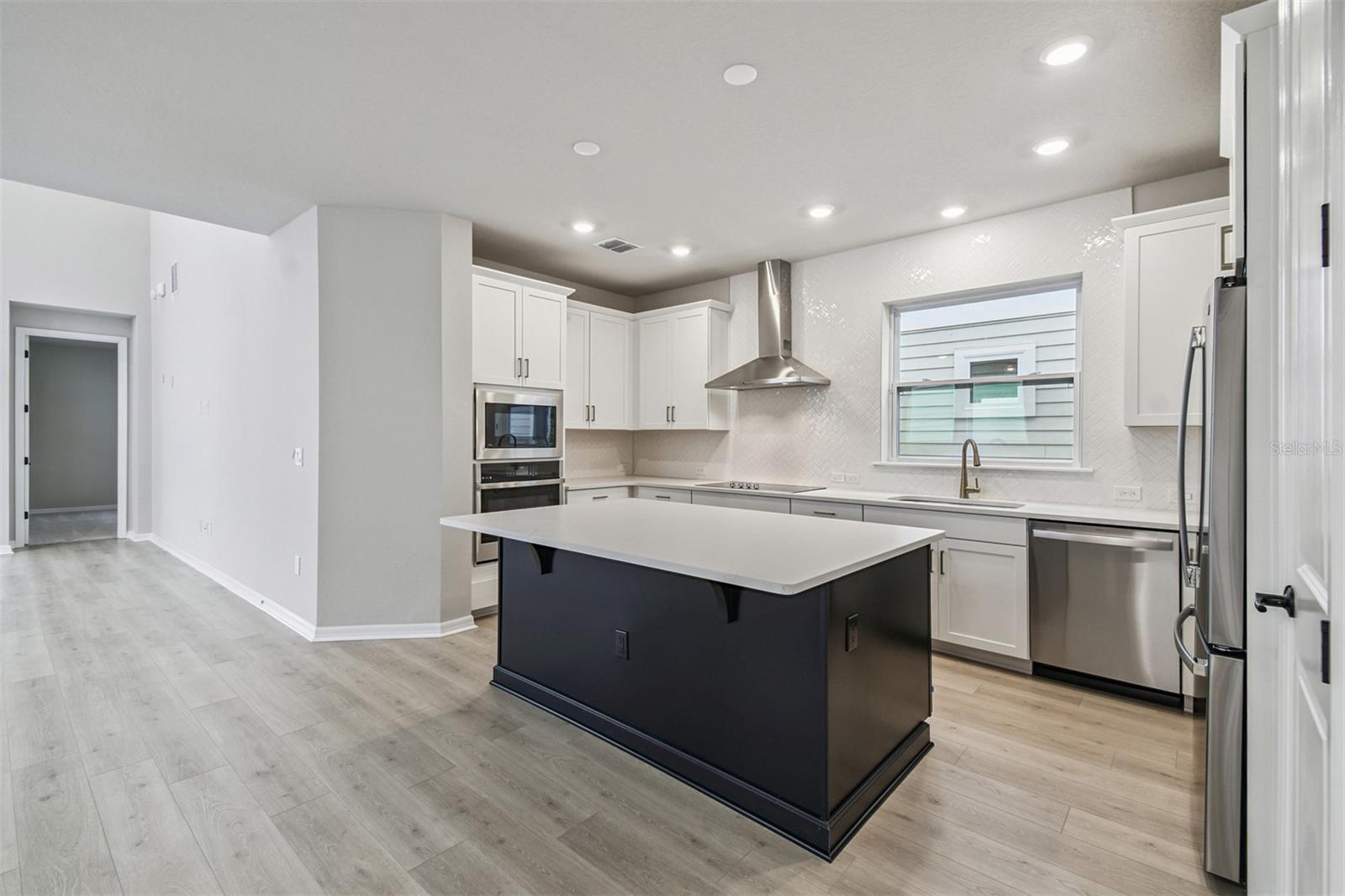 WESLYN PARK - Residential