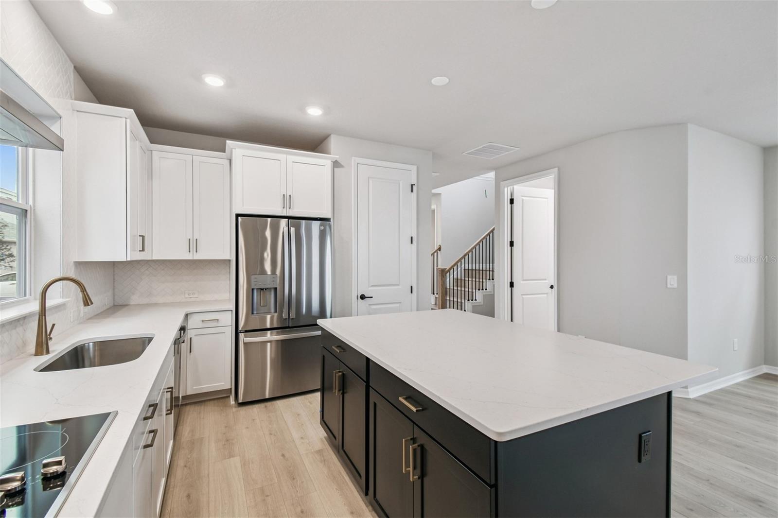 WESLYN PARK - Residential