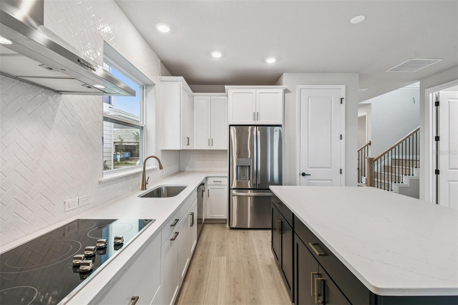 WESLYN PARK - Residential