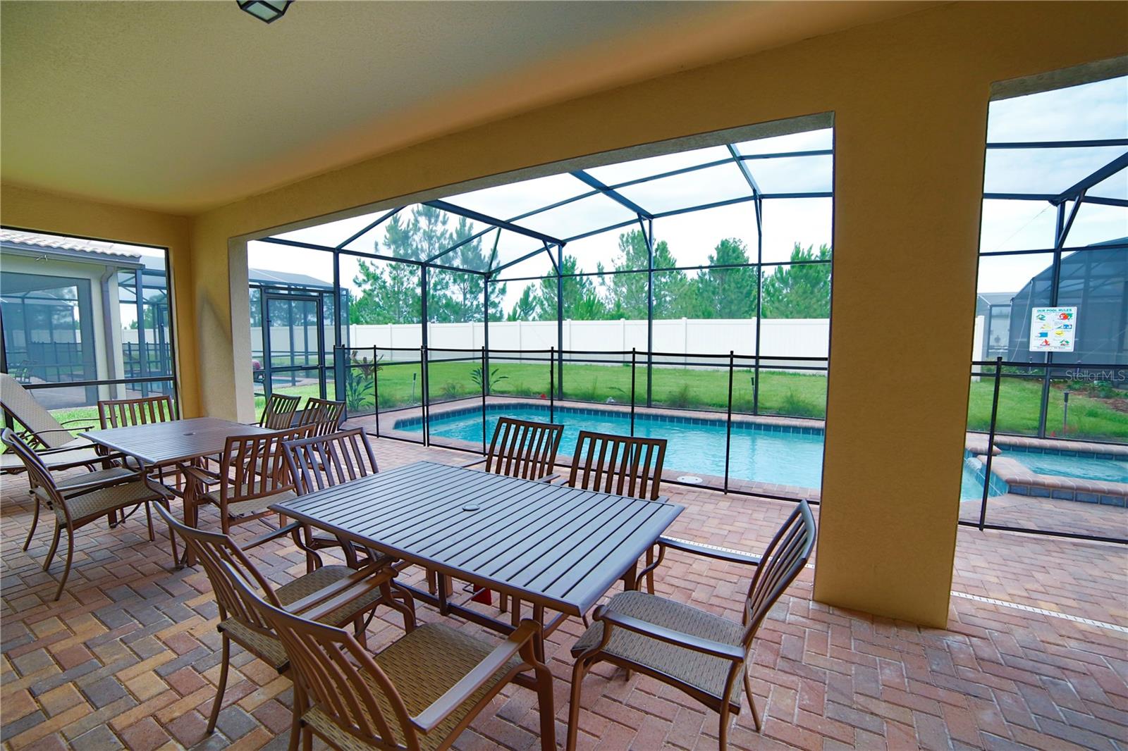 WINDSOR AT WESTSIDE PH 1 - Residential Lease