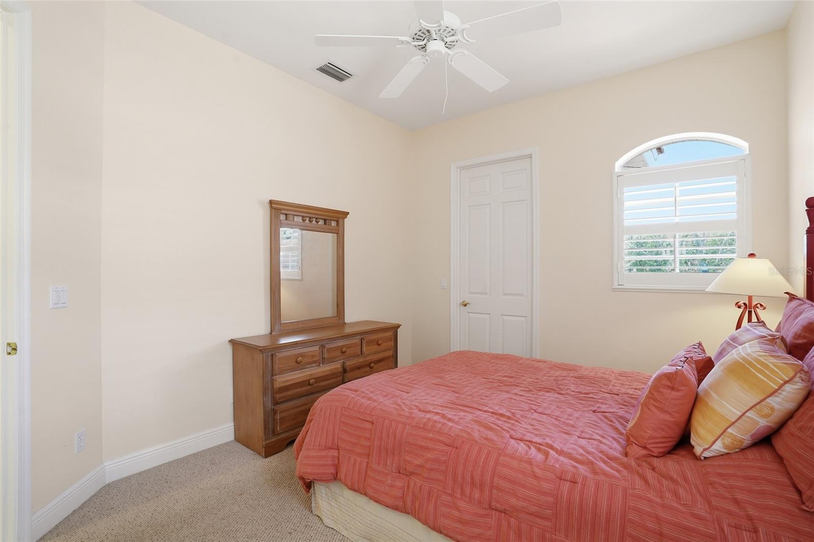LAKE HOMES/TARPON GARDENS - Residential