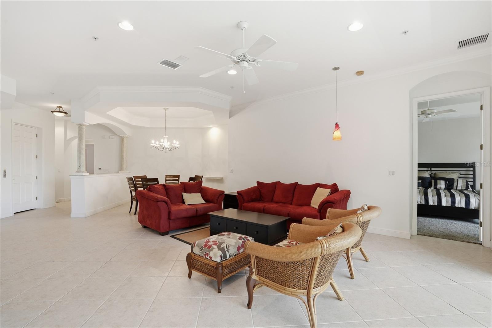 LAKE HOMES/TARPON GARDENS - Residential