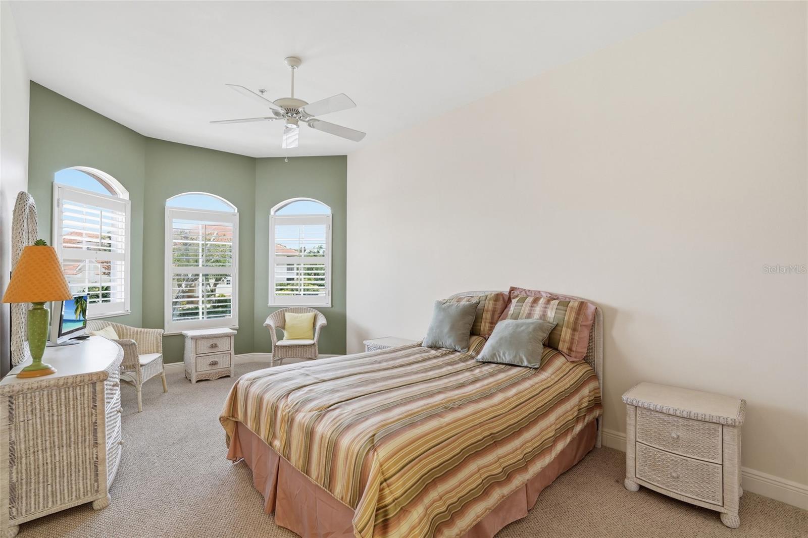 LAKE HOMES/TARPON GARDENS - Residential