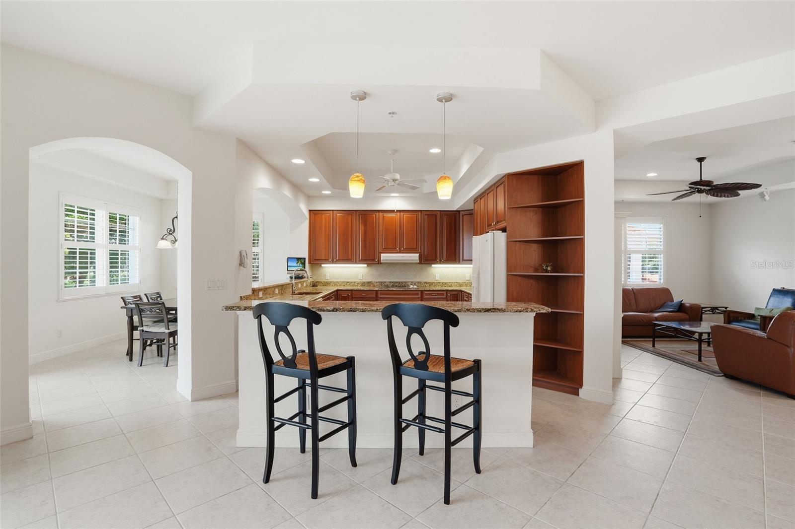 LAKE HOMES/TARPON GARDENS - Residential