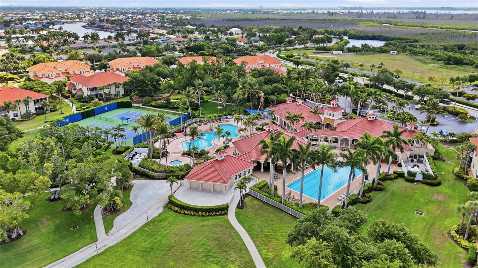 LAKE HOMES/TARPON GARDENS - Residential