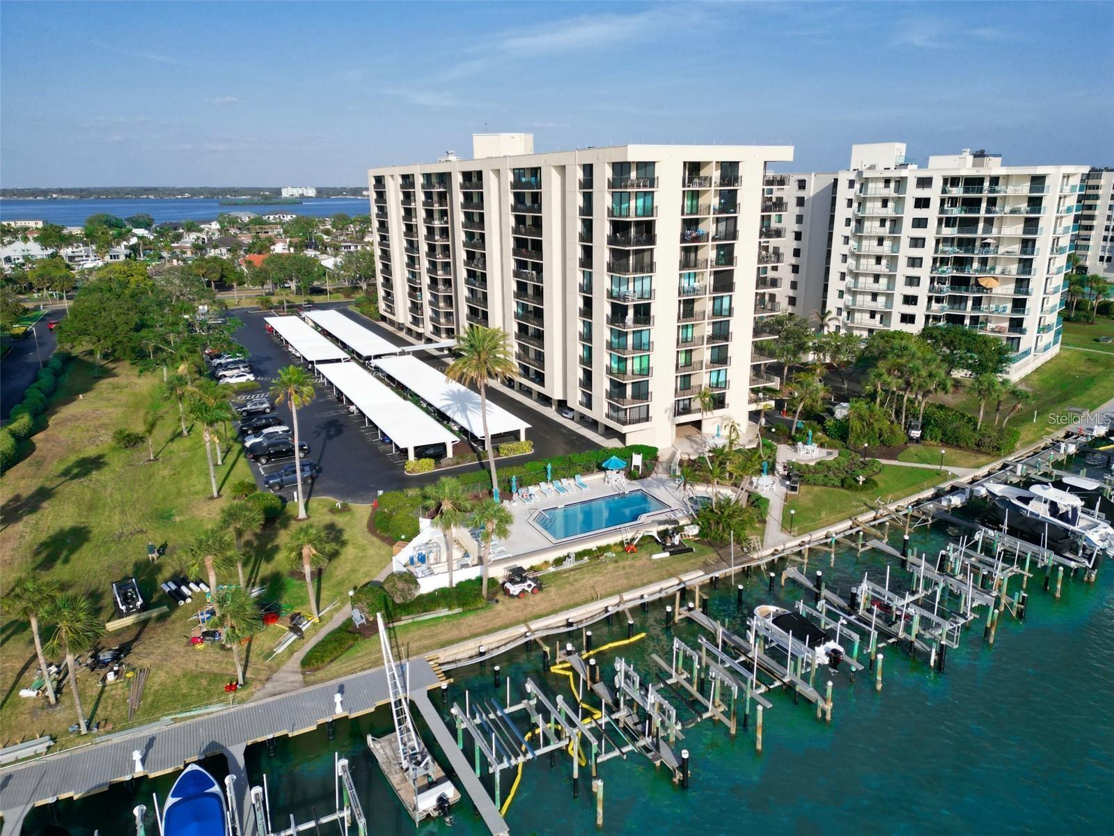 ISLAND WALK CONDO - Residential Lease