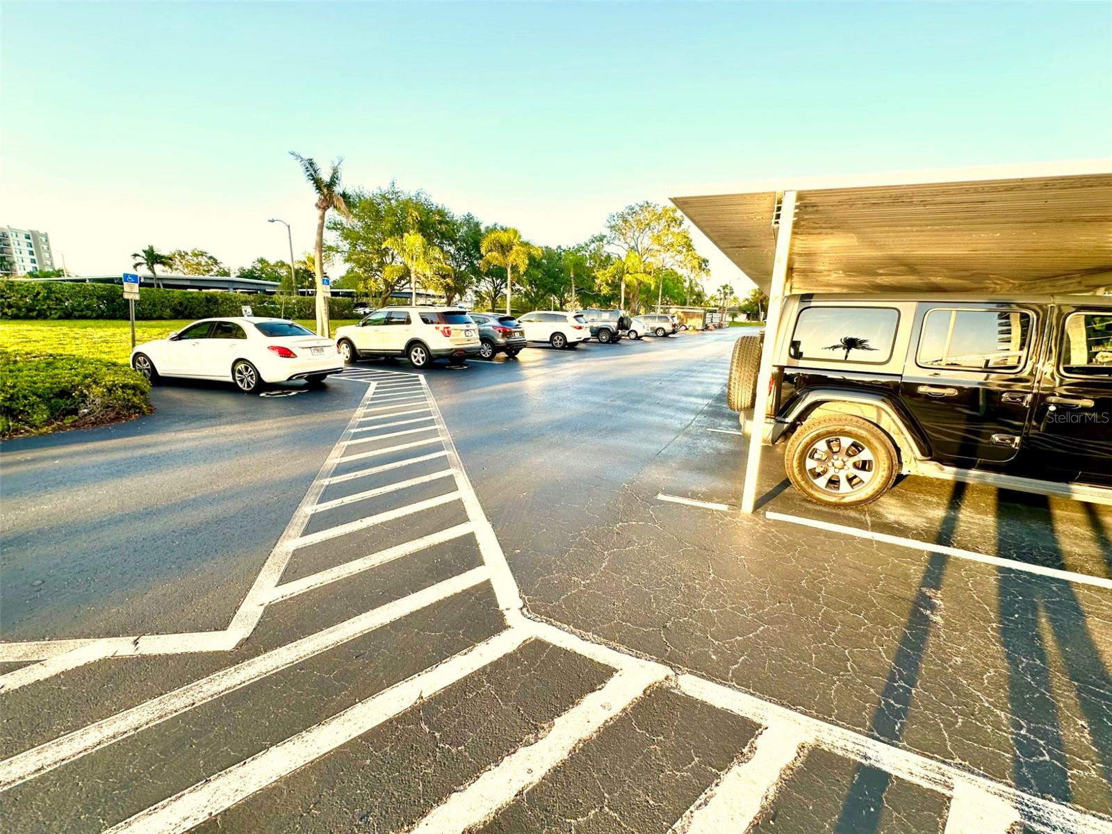 ISLAND WALK CONDO - Residential Lease