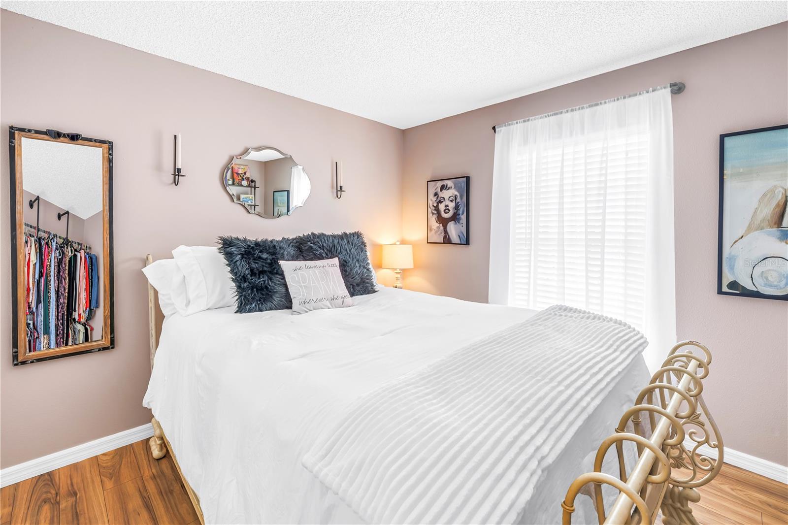 SUN KETCH CONDO - Residential