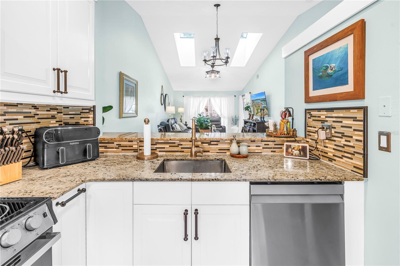 SUN KETCH CONDO - Residential