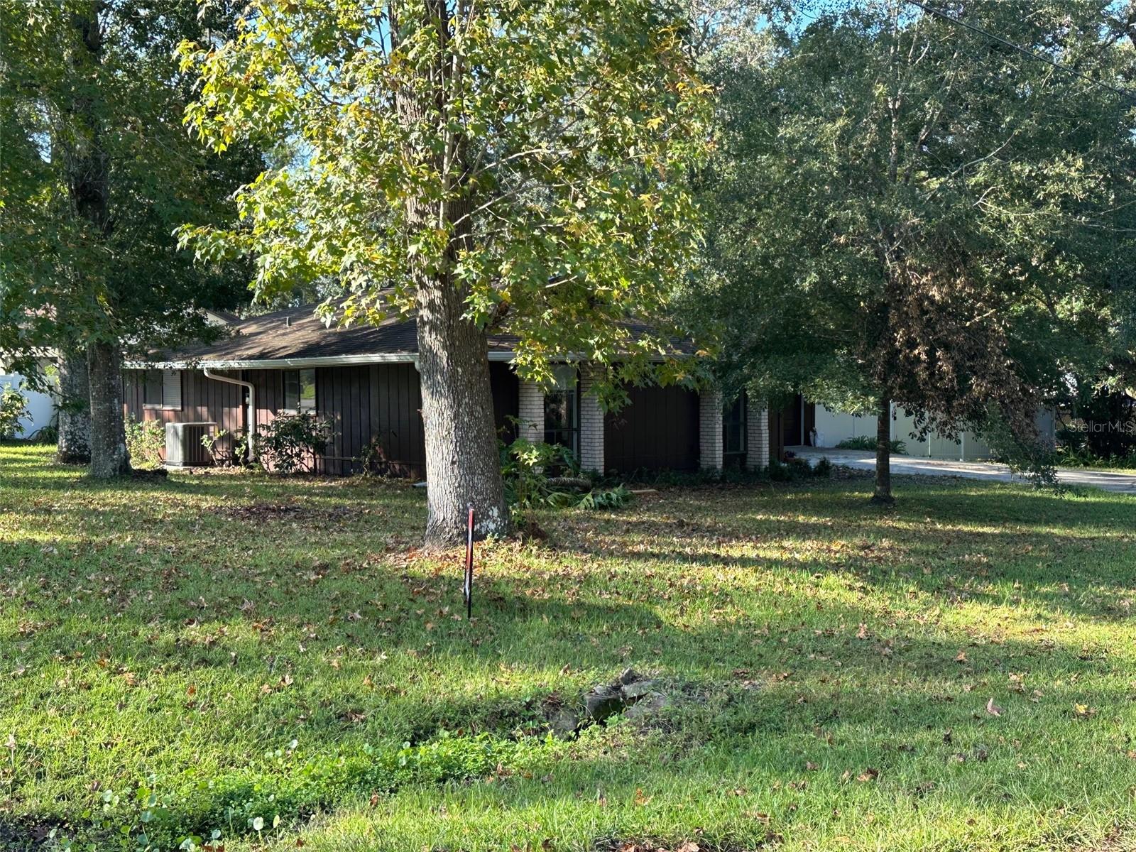 1276 SABRA DRIVE