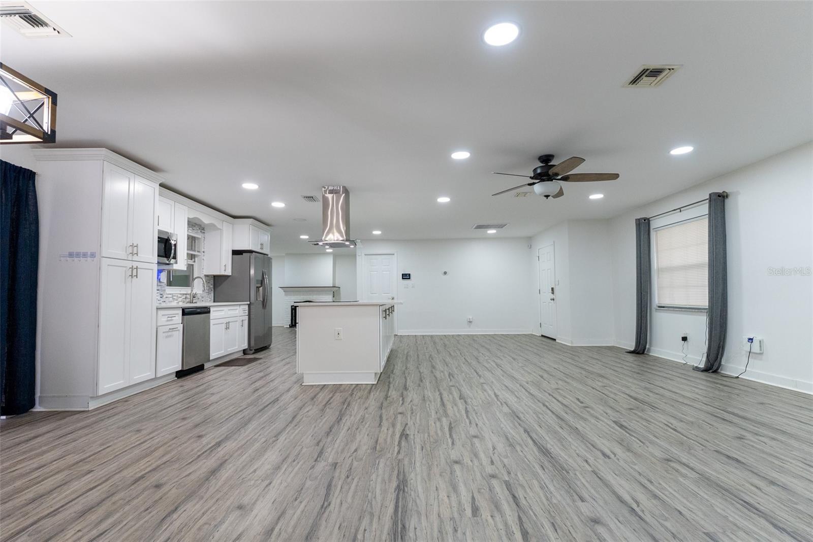 SHERWOOD HILLS - Residential