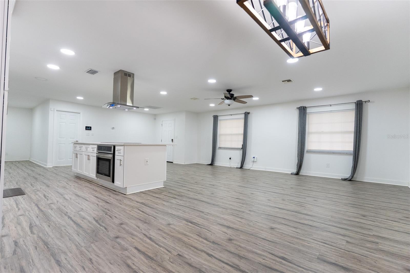 SHERWOOD HILLS - Residential