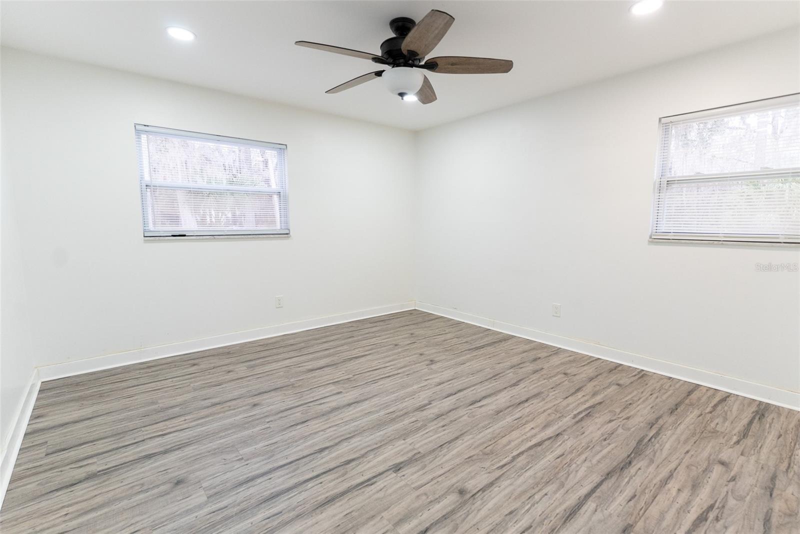 SHERWOOD HILLS - Residential