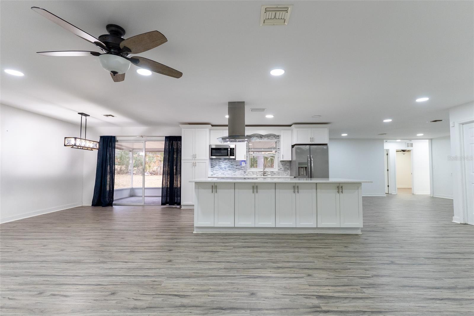 SHERWOOD HILLS - Residential