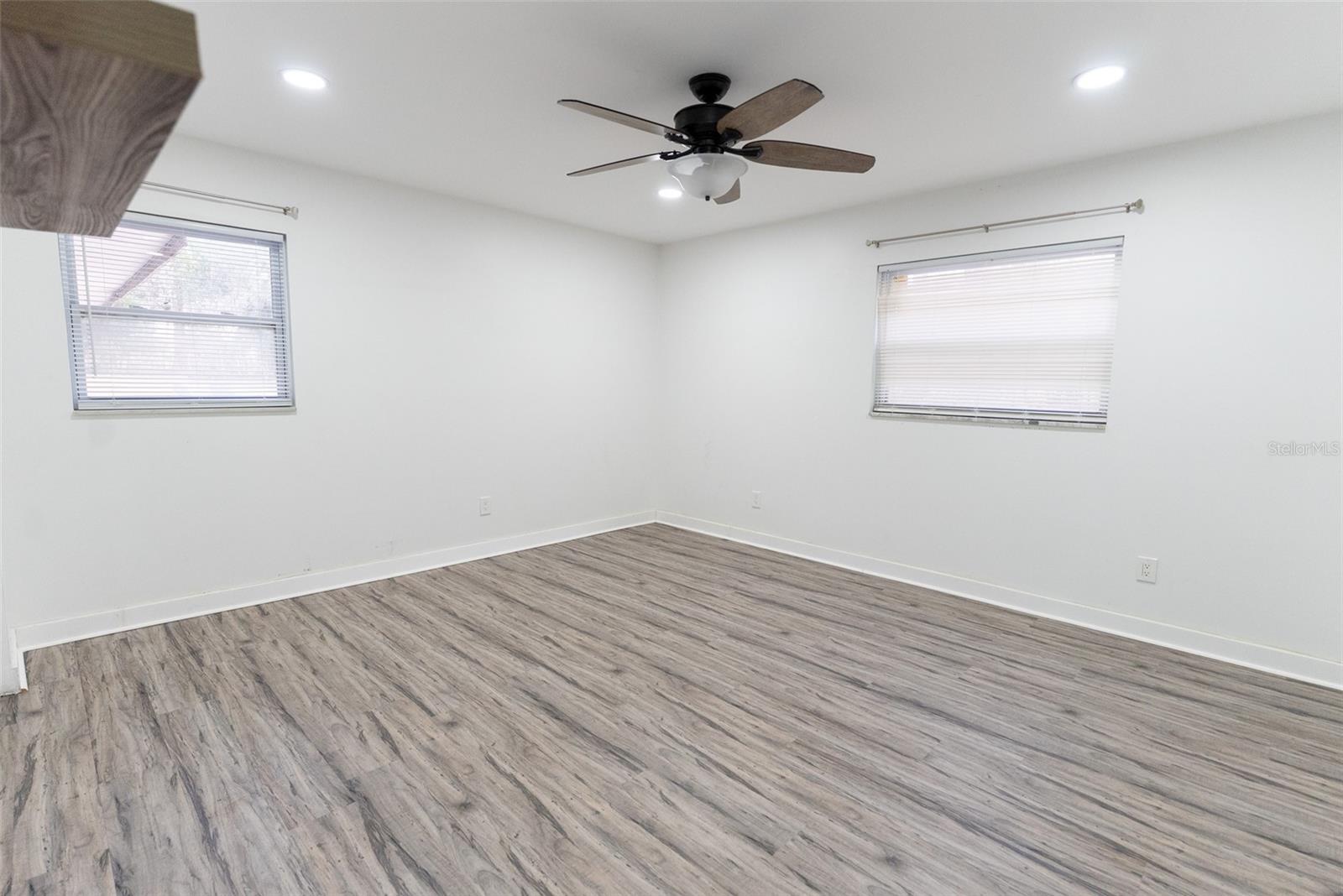 SHERWOOD HILLS - Residential