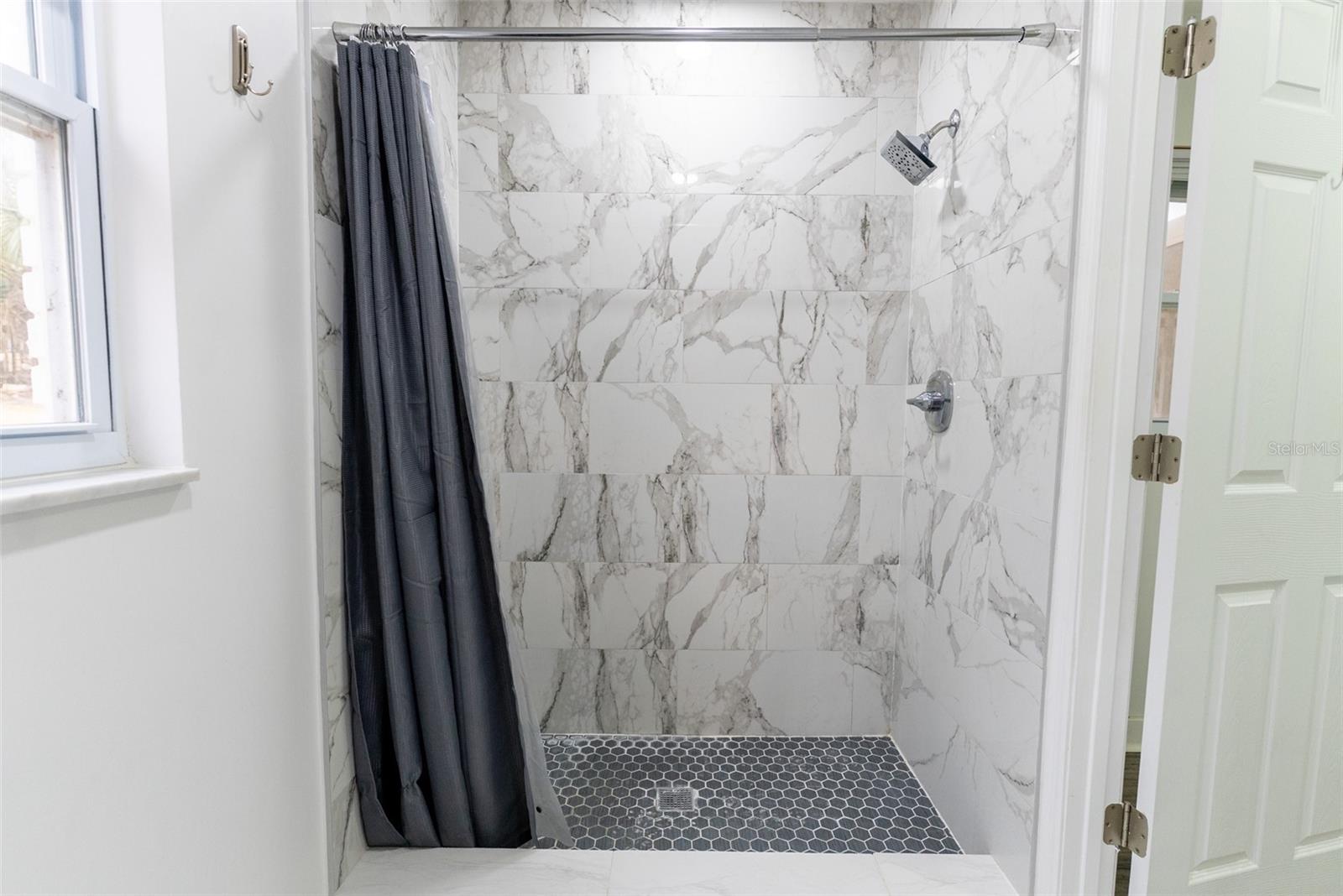 SHERWOOD HILLS - Residential