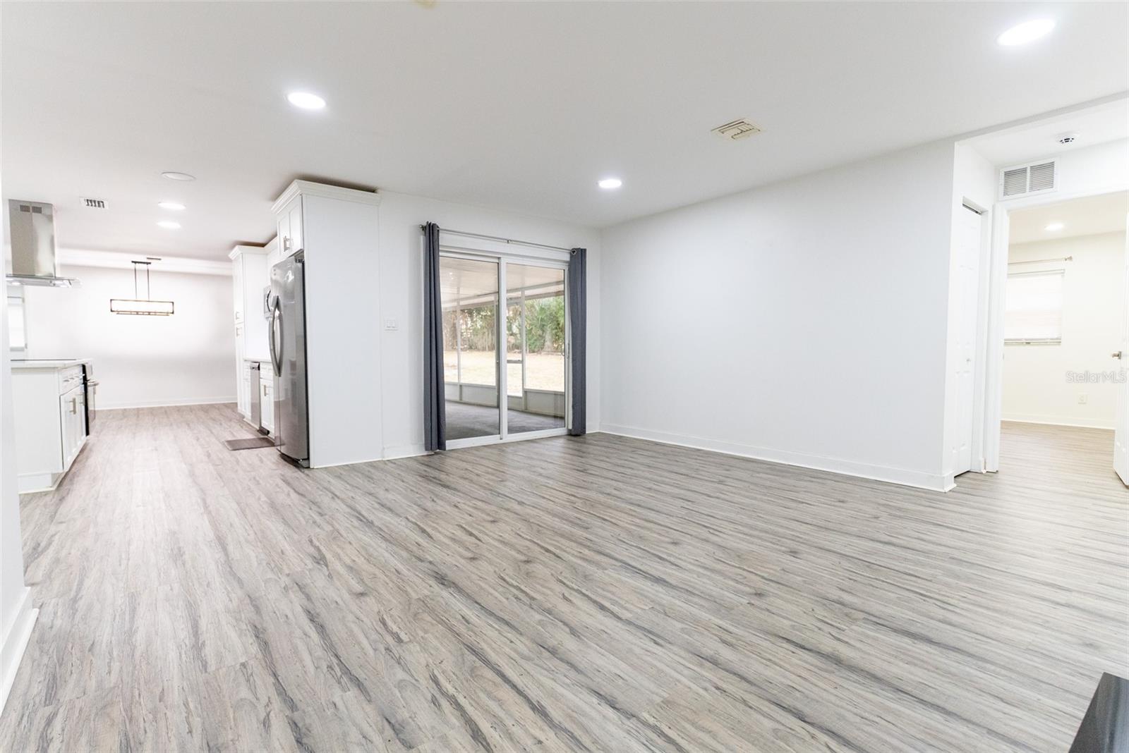 SHERWOOD HILLS - Residential