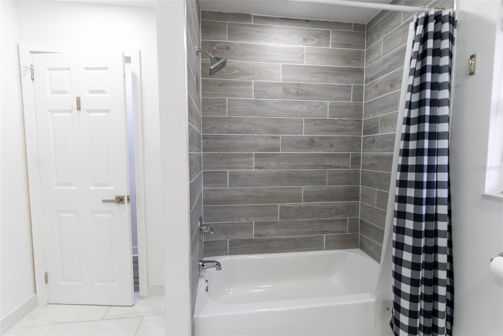 SHERWOOD HILLS - Residential