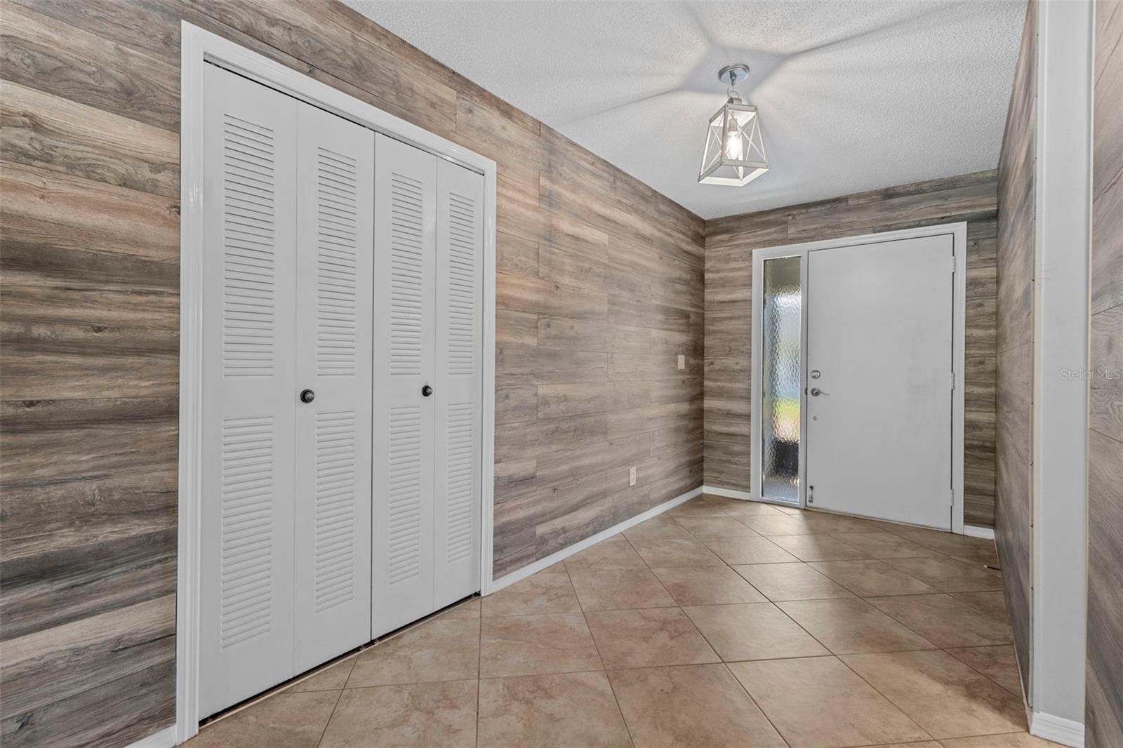 2411 LANCASTER DRIVE