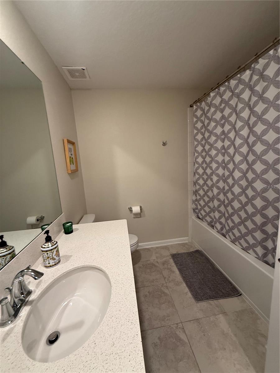 STONEYBROOK HILLS - Residential Lease