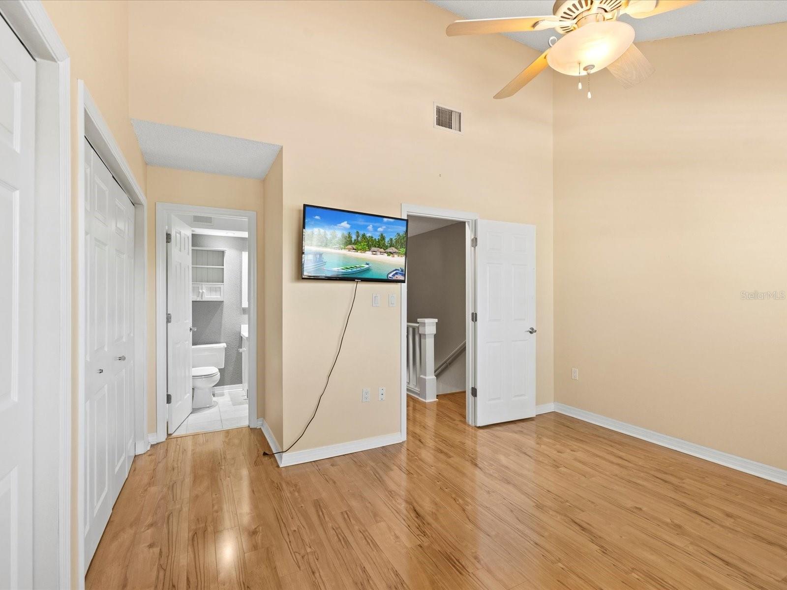 DOLLY BAY A VILLAGE ON LAKE TARPON - Residential Lease