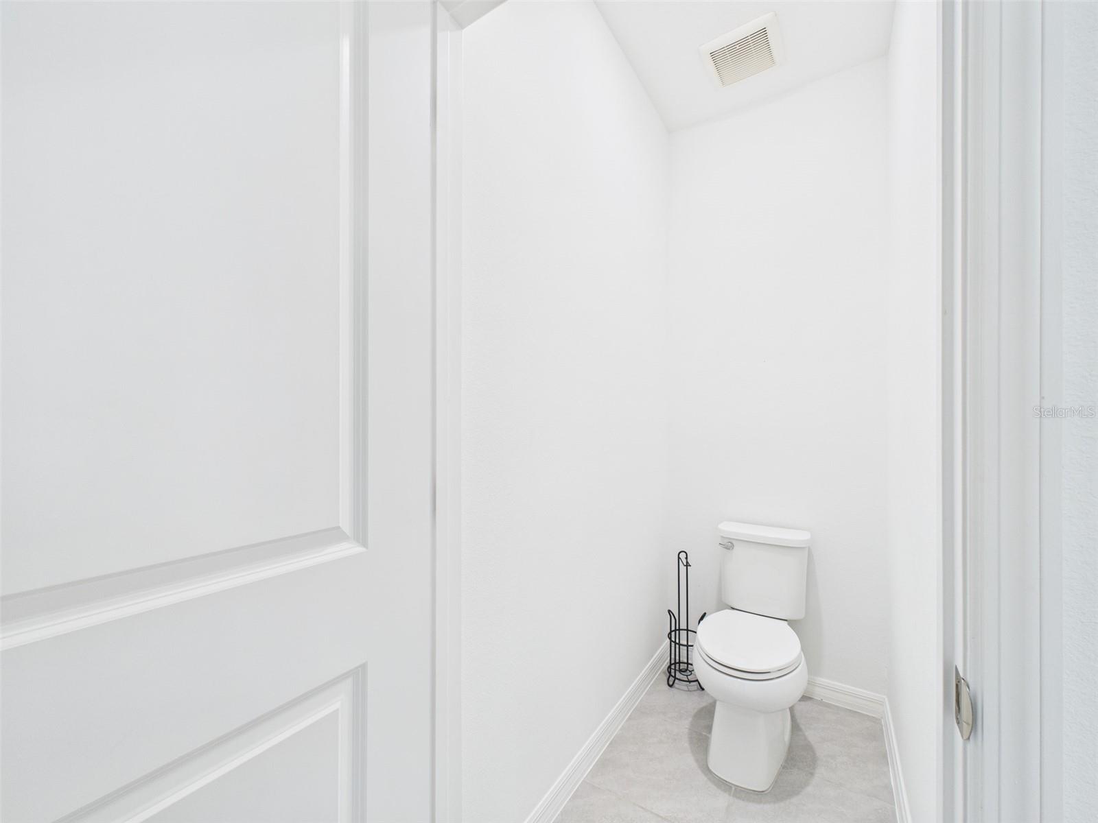 SAN SEBASTIAN RESERVE - Residential Lease