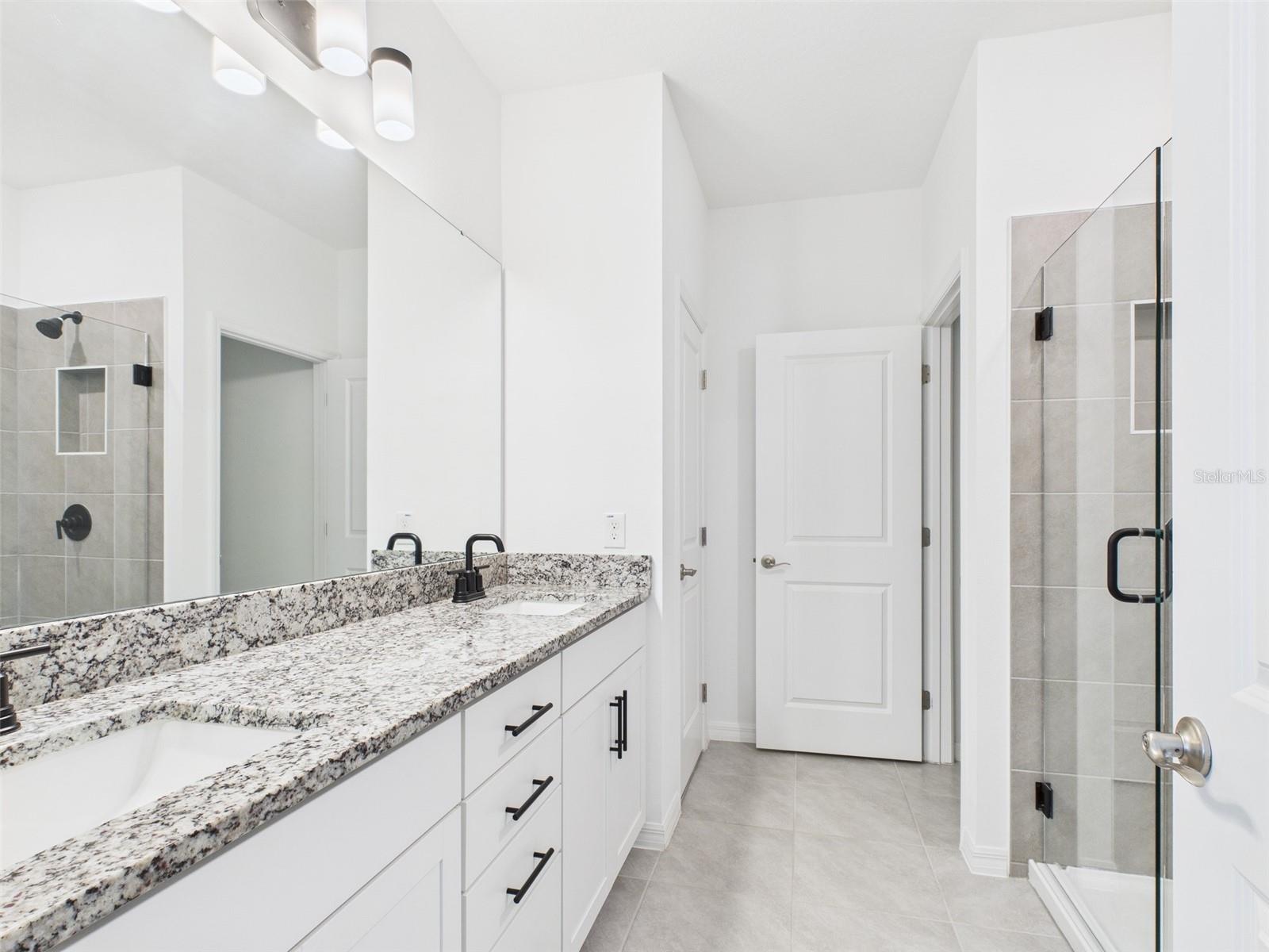 SAN SEBASTIAN RESERVE - Residential Lease