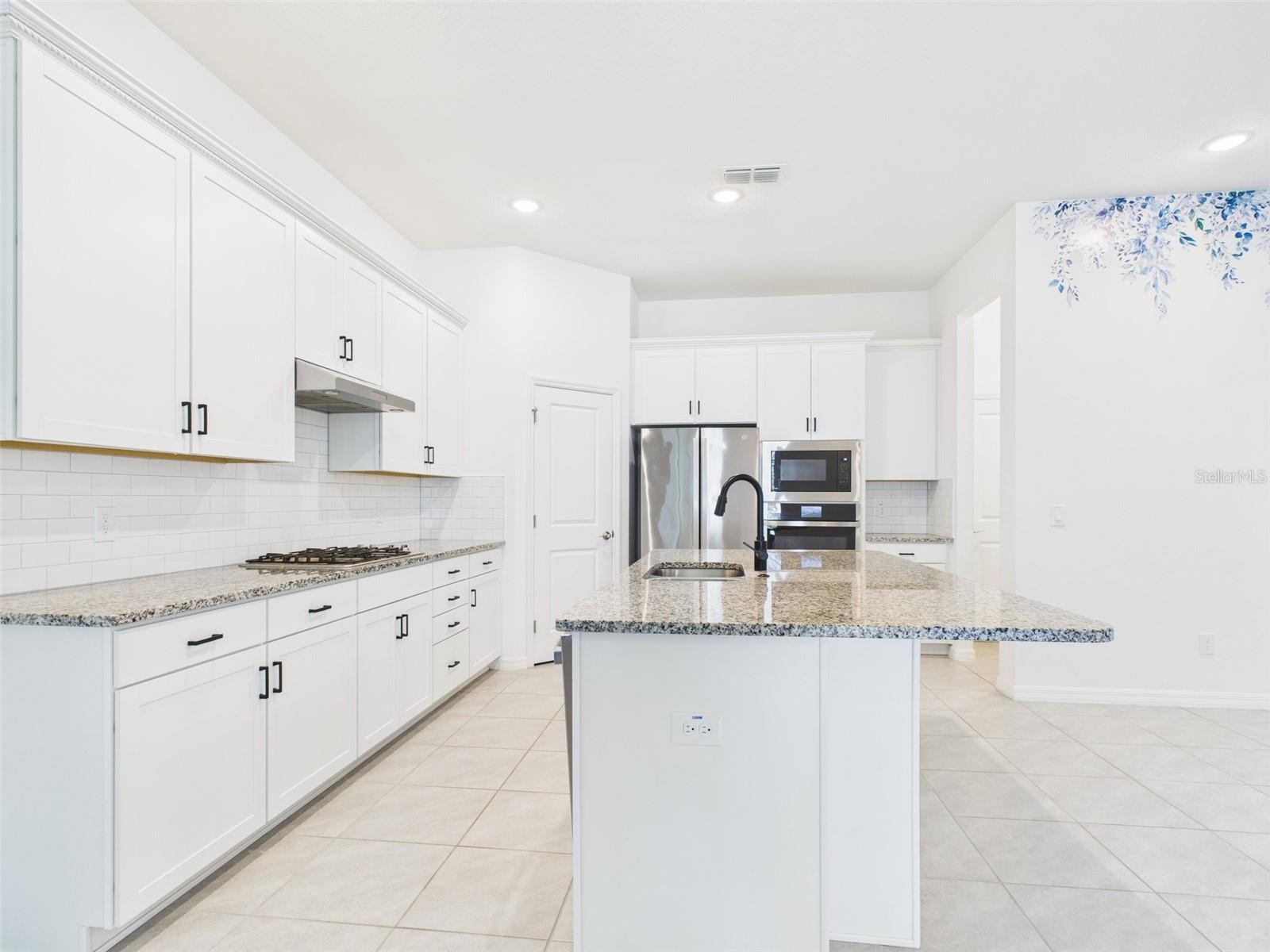 SAN SEBASTIAN RESERVE - Residential Lease