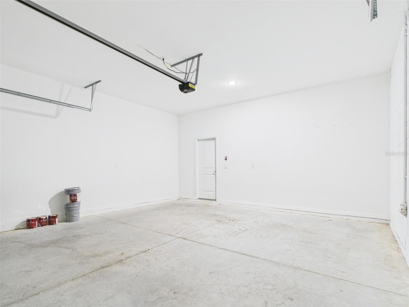 SAN SEBASTIAN RESERVE - Residential Lease