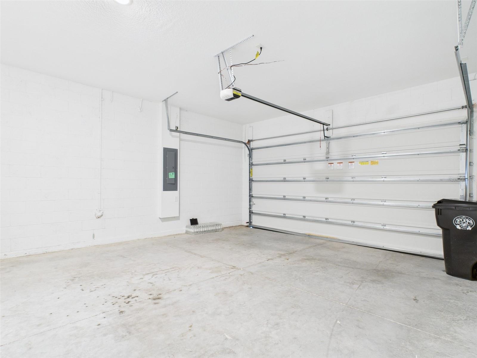 SAN SEBASTIAN RESERVE - Residential Lease