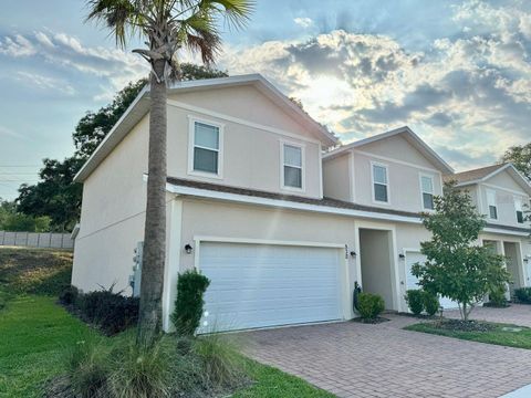 Photo of 930 Lakefront Village Drive, Clermont, FL 34711 (MLS # G5112092)