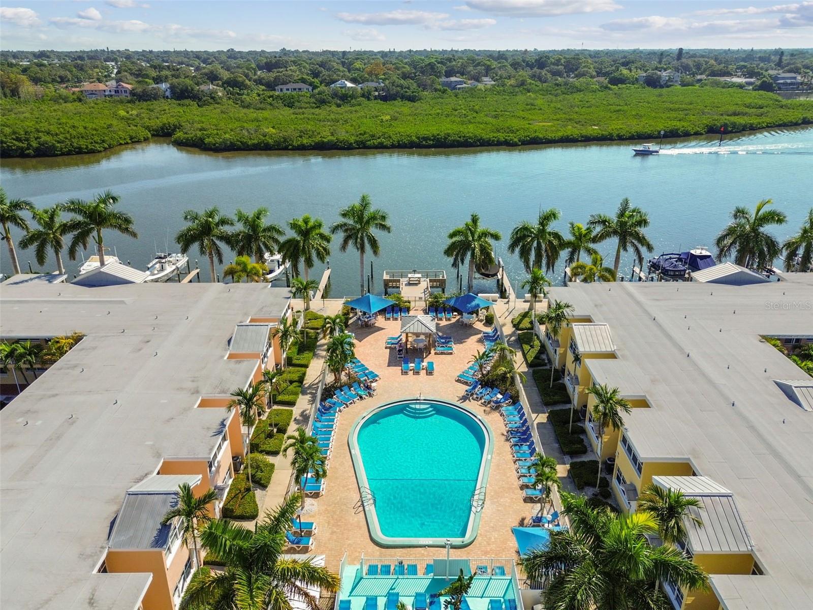 BAREFOOT BEACH RESORT OF INDIAN SHORES - Residential