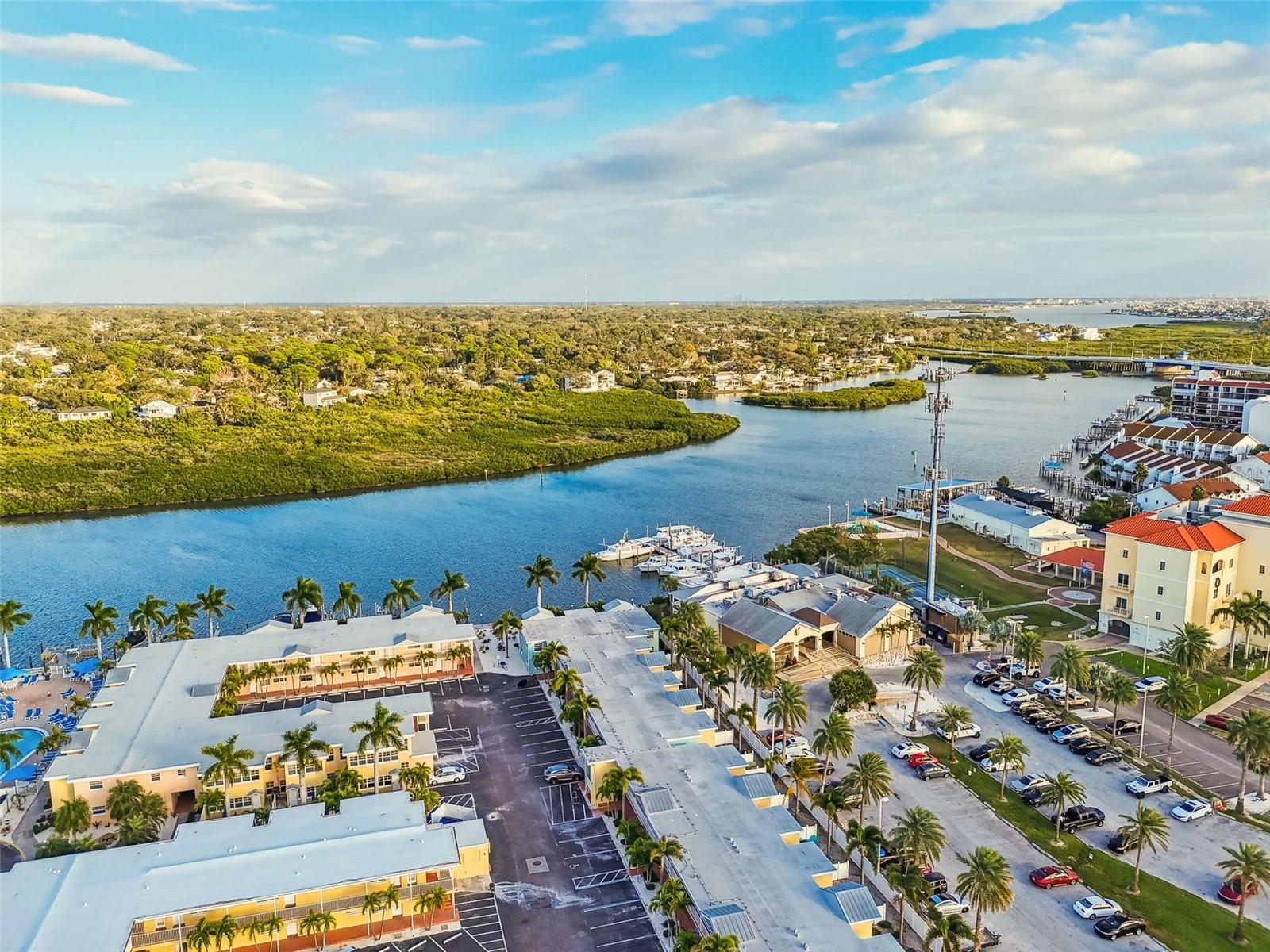 19417 GULF BOULEVARD F107