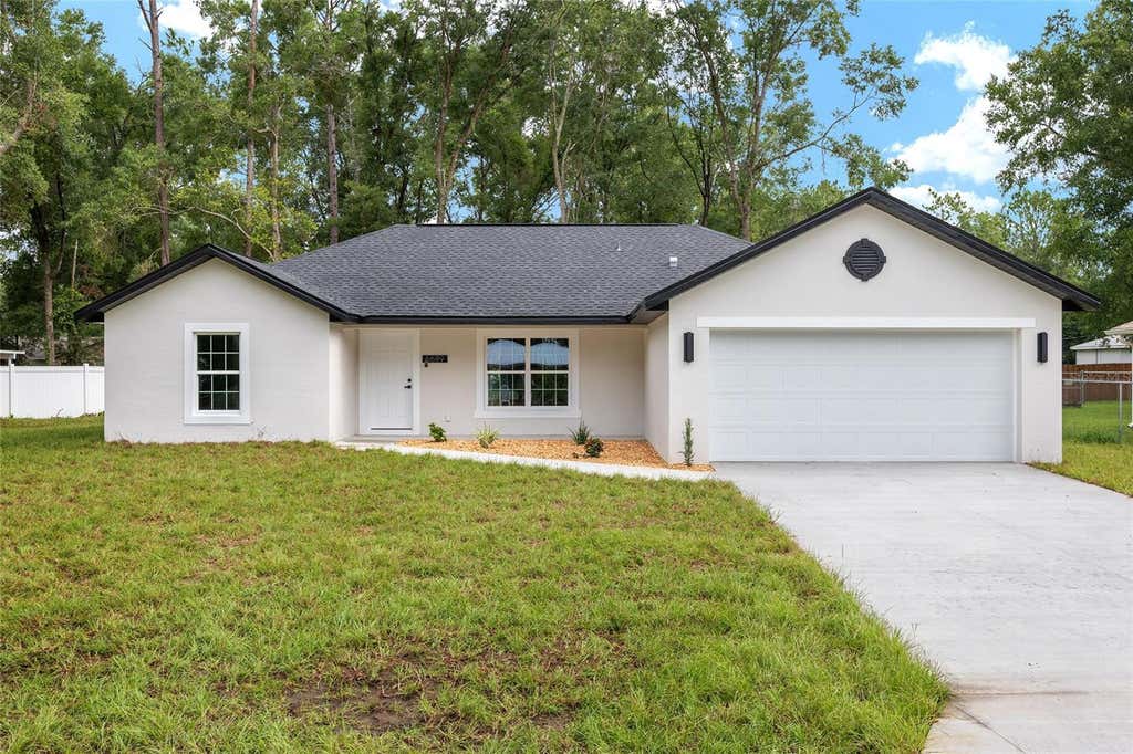 Photo of 6283 NW 61st Street, Ocala, FL 34482 (MLS # OM729629)