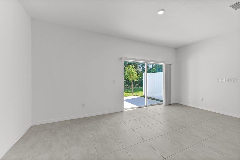 VINTERRA TOWNHOMES - Residential