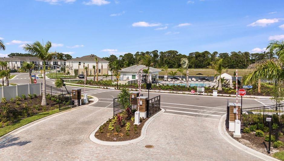 VINTERRA TOWNHOMES - Residential