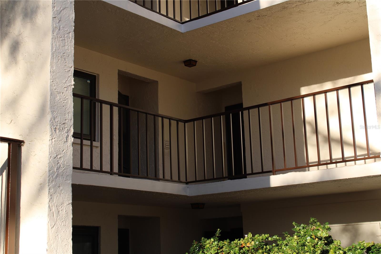 CHATEAU BELLEAIR CONDO - Residential