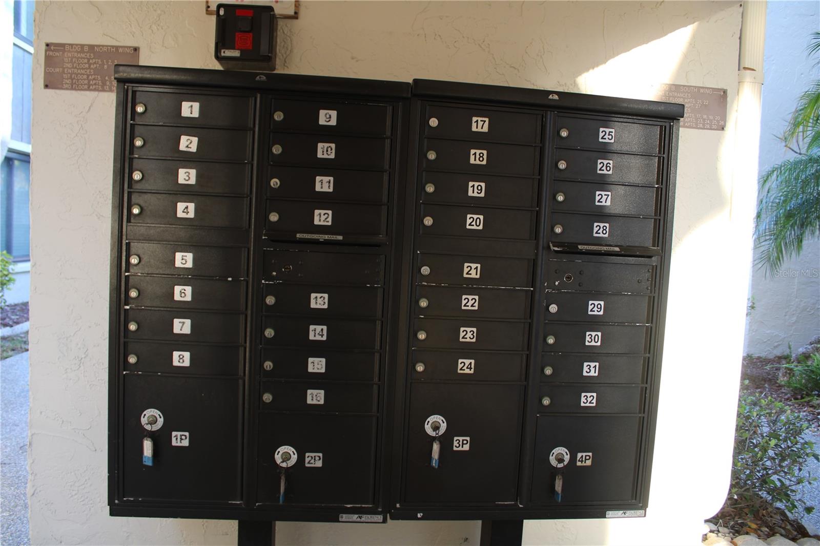 CHATEAU BELLEAIR CONDO - Residential