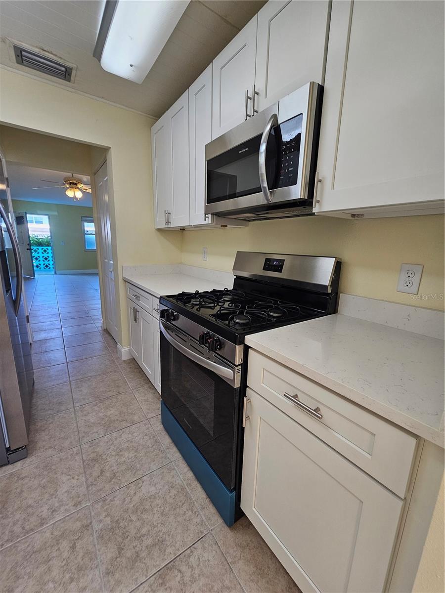 TOWN SHORES - Residential