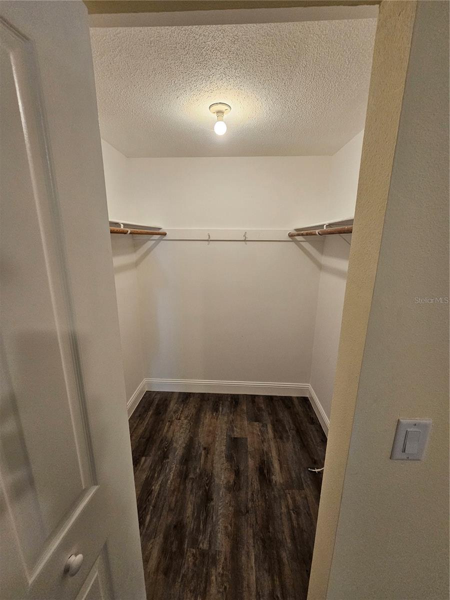 TOWN SHORES - Residential