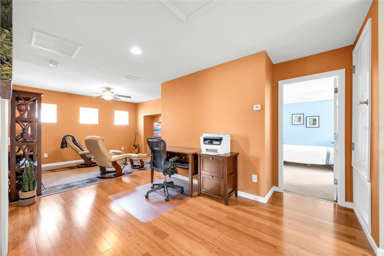 VILLAGEWALK/LK NONAB - Residential