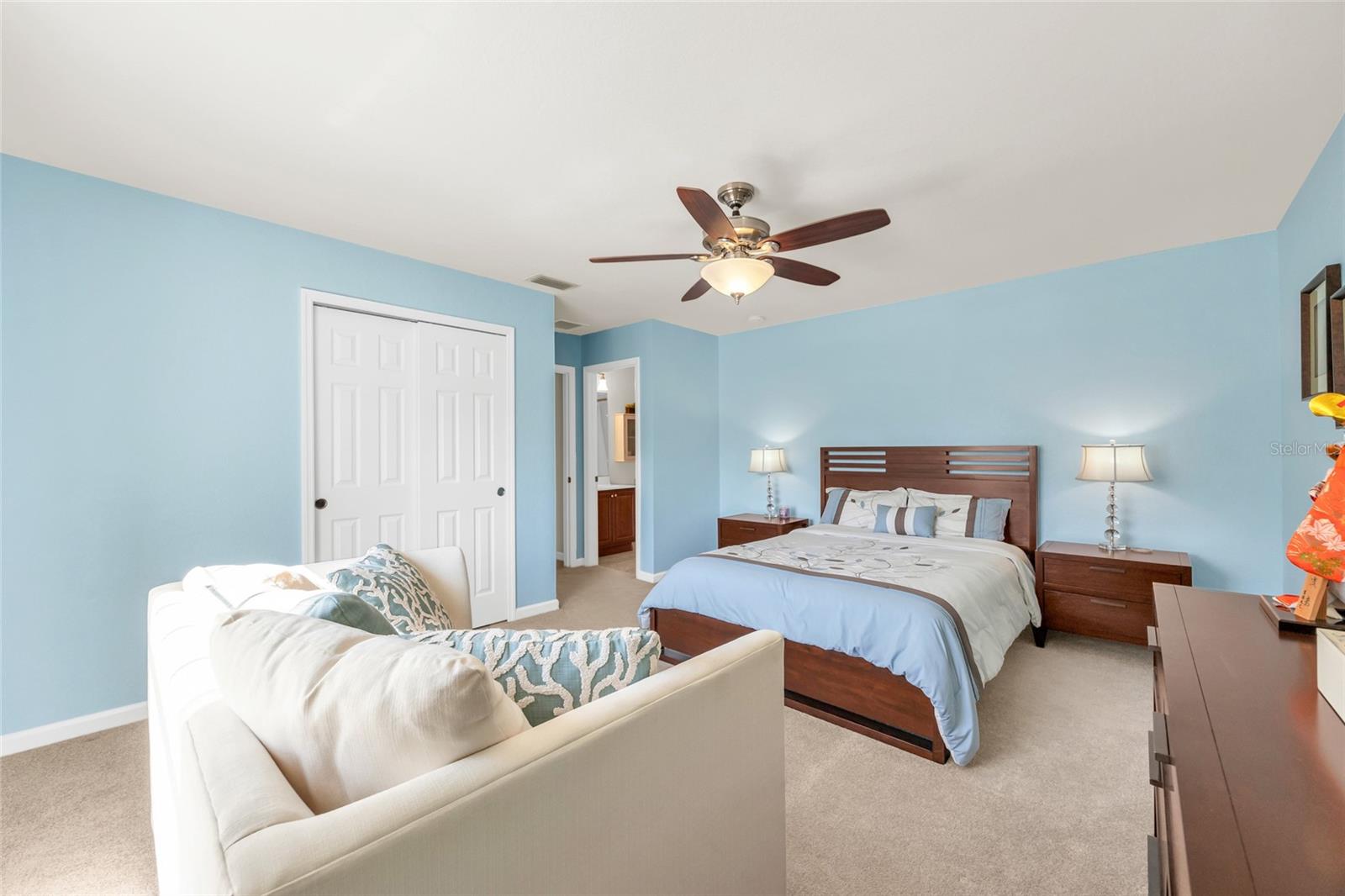 VILLAGEWALK/LK NONAB - Residential