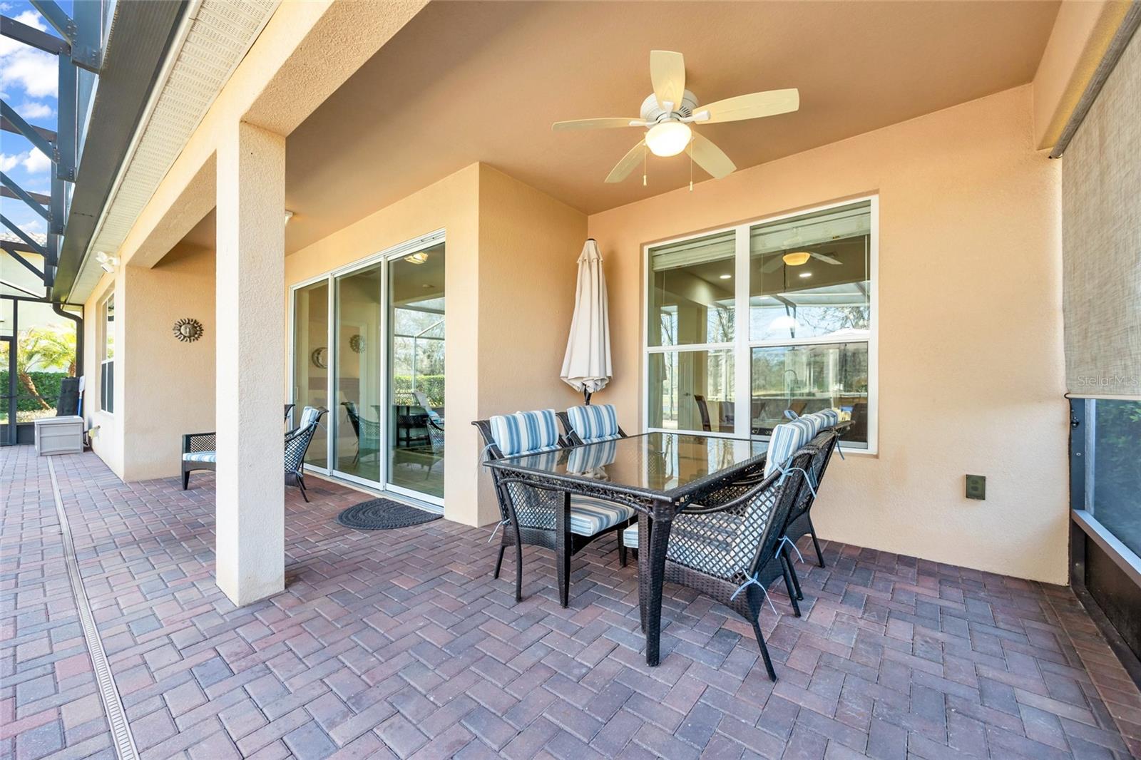 VILLAGEWALK/LK NONAB - Residential